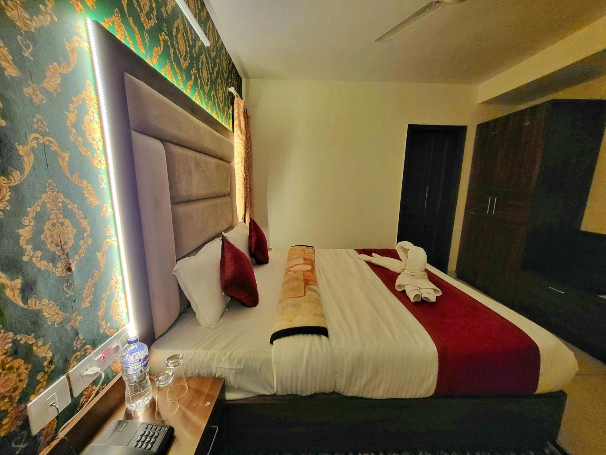 Bay Leaf By Live Inn Shimla Exterior foto
